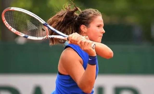 湖人防线被 湖人防线被